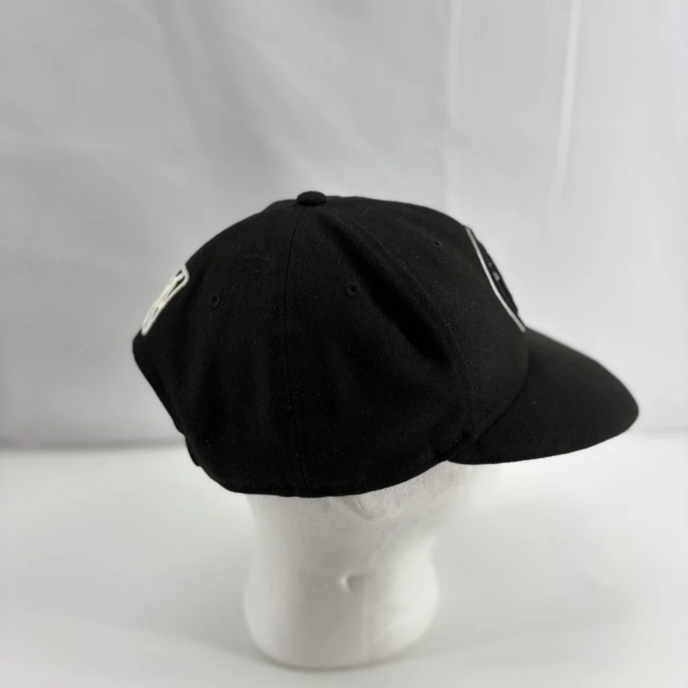 Brooklyn Nets Hat New Era 8Fifty Mens Black Snap Back NBA Basketball Adjustable